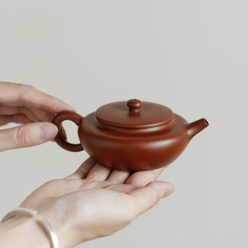 Bian Chen Handmade Yixing Zisha Teapot - 125ml3