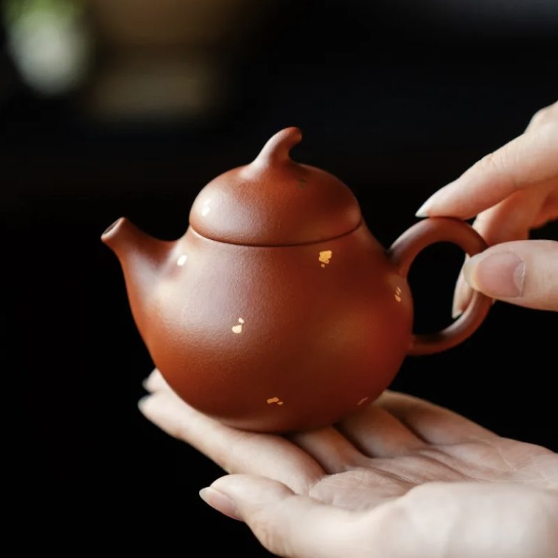 Gold-Flecked Xiao Qie Gua Yixing Teapot-4