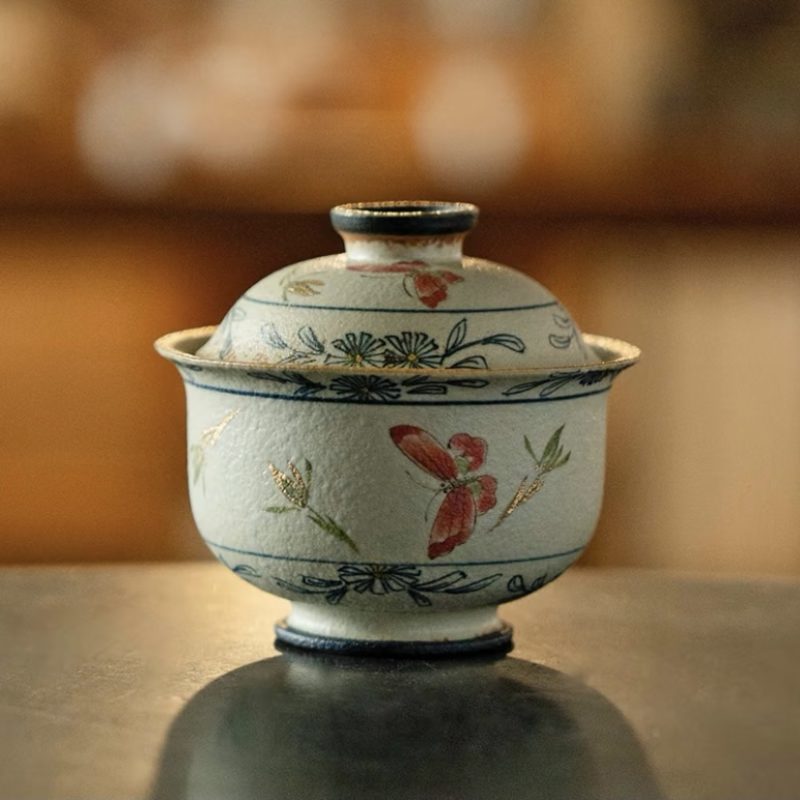 Qinghua Huoshi Red Gaiwan - Hand-Painted Gilded Butterfly1