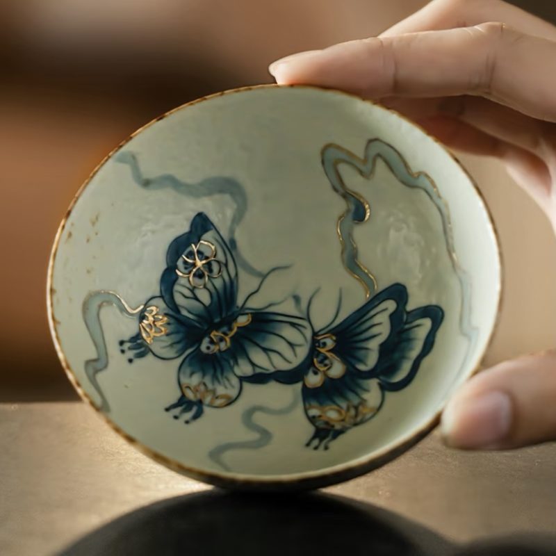 Qinghua Huoshi Red Hand-Painted Gilded Butterfly Teacup1