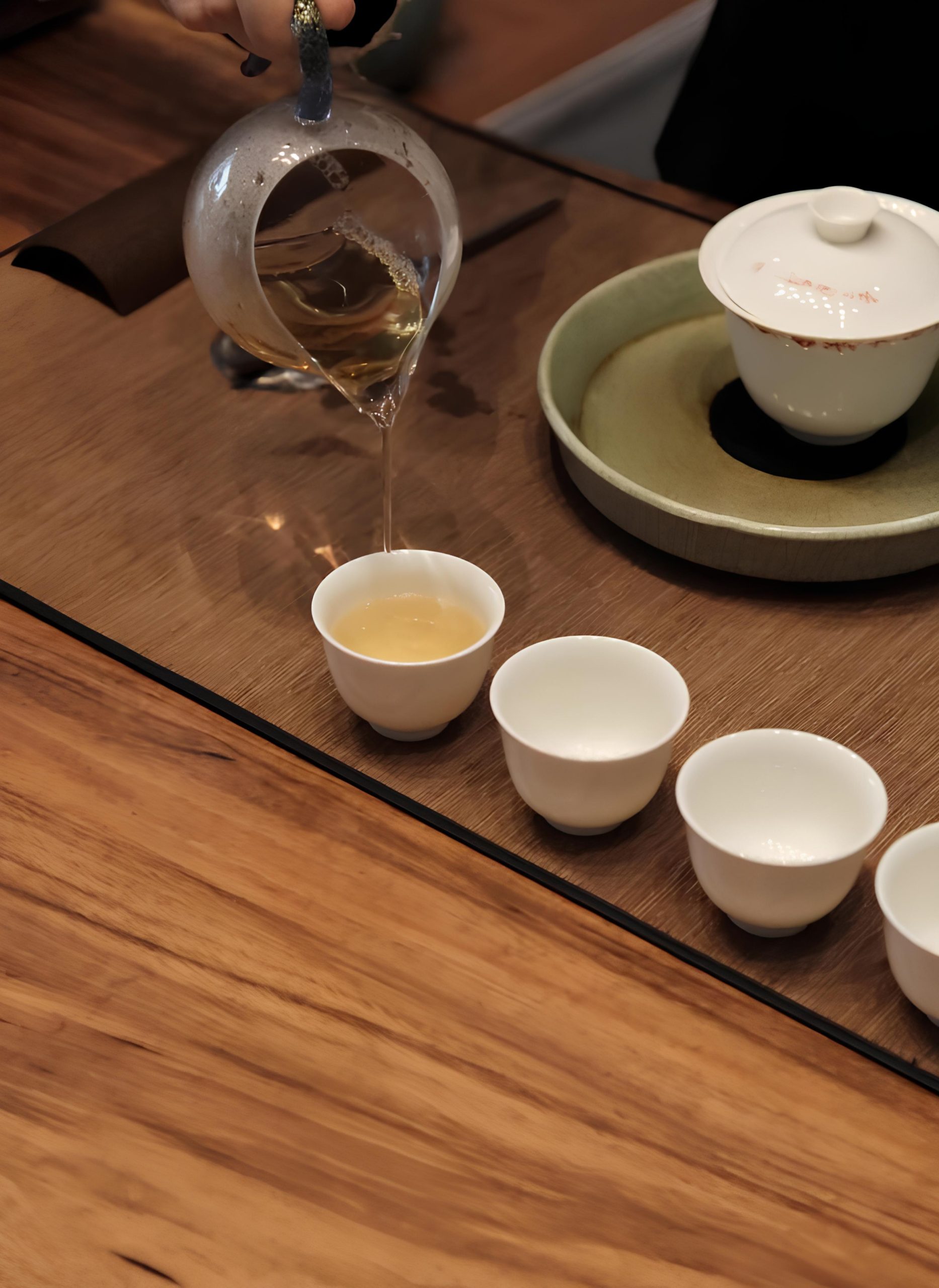 Raw Pu Erh Tea: A Beginner's Guide - FONG'S TEA