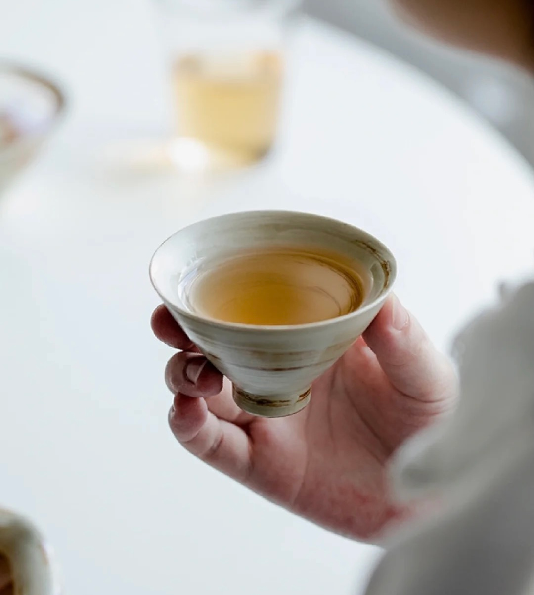 Jiaotai Pattern Douli Tea Cup