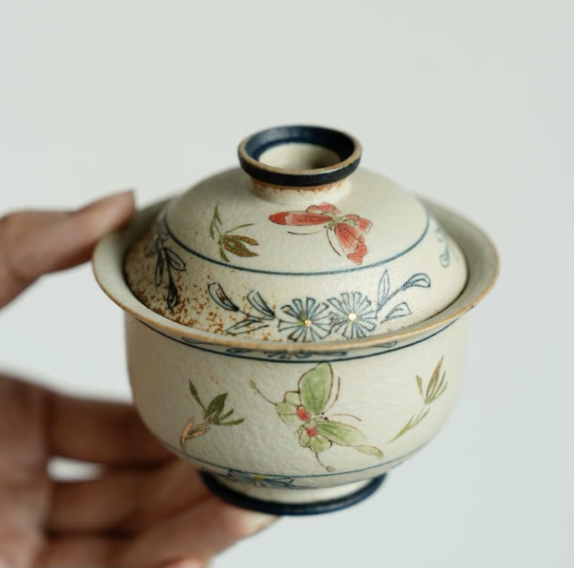 Qinghua Huoshi Red Gaiwan - Hand-Painted Gilded Butterfly2