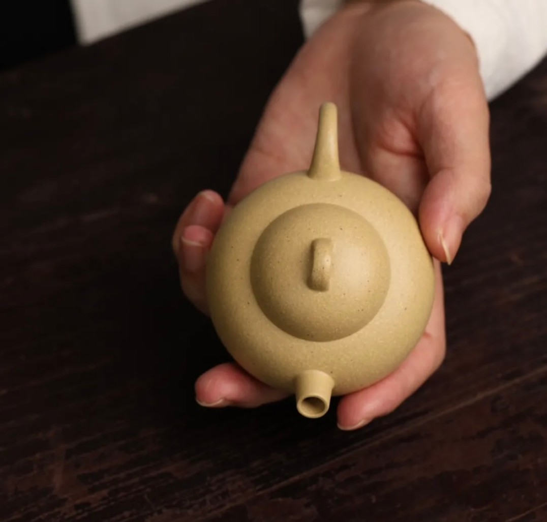 Honey Gourd Yixing Zisha Teapot Authentic Ben Shan Lu Ni Clay 3 Honey Gourd Yixing Zisha Teapot Authentic Ben Shan Lu Ni Clay 3