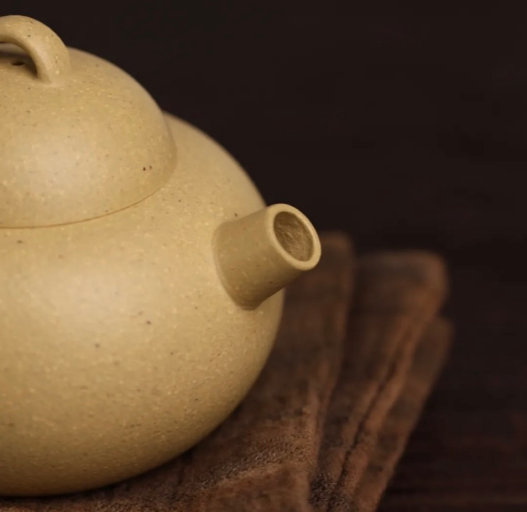 Honey Gourd Yixing Zisha Teapot Authentic Ben Shan Lu Ni Clay 4 Honey Gourd Yixing Zisha Teapot Authentic Ben Shan Lu Ni Clay 4