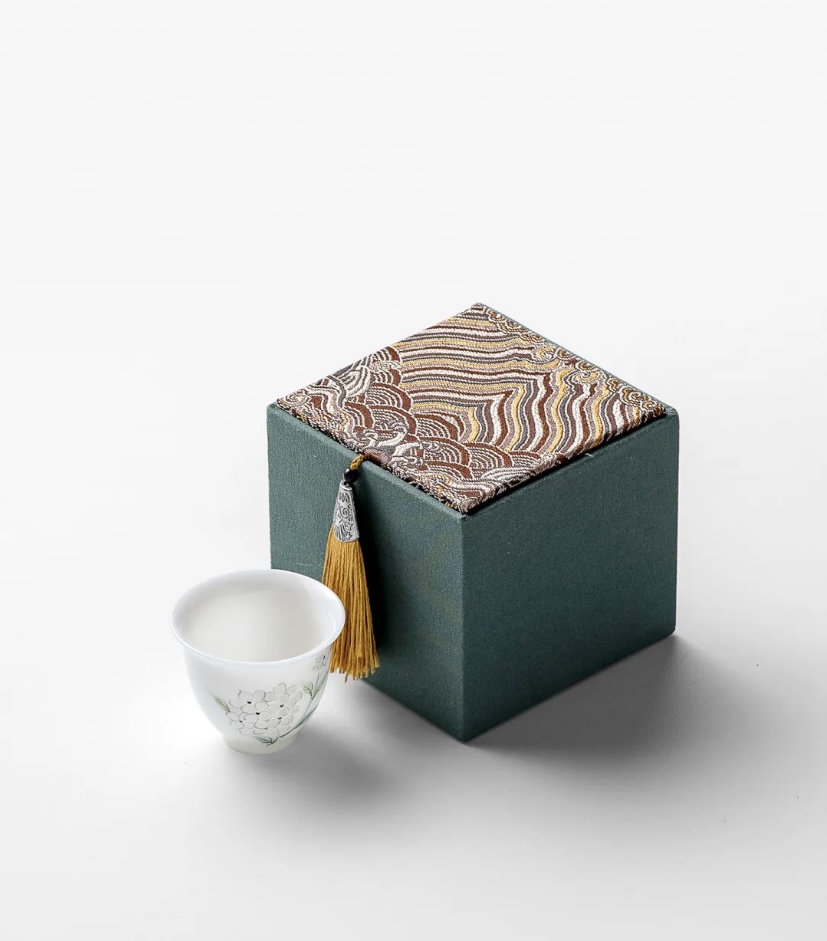 Hydrangea Ice-Jade Porcelain Teacup5