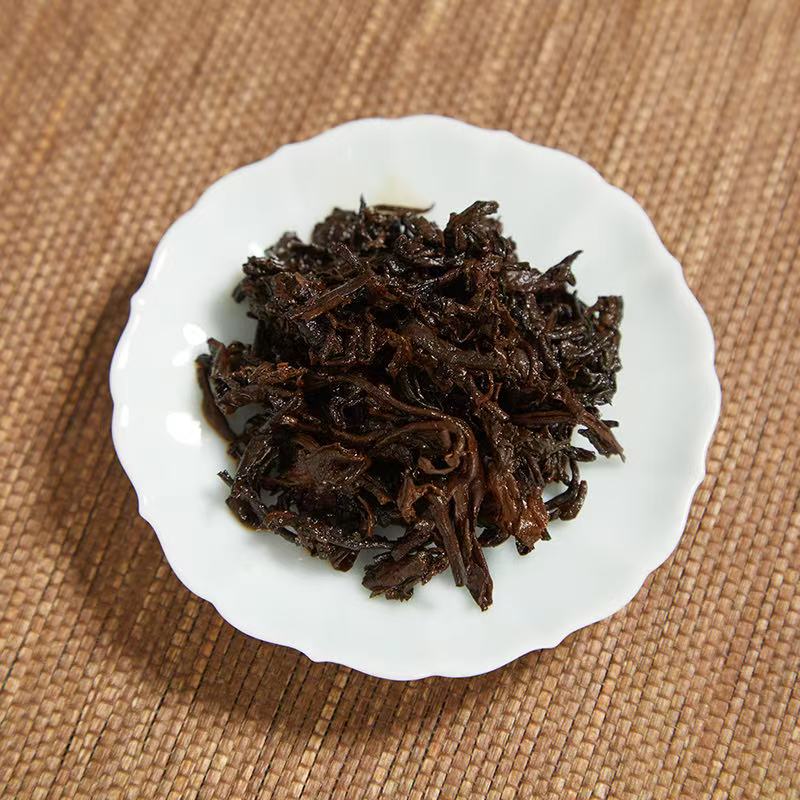 2006 Fu Jin Bulang Premium Aged Ripe Pu-erh Tea Cake5 2006 Fu Jin "Bulang Premium" Aged Ripe Pu-erh Tea Cake5